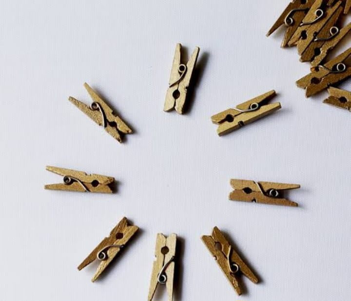 Clips