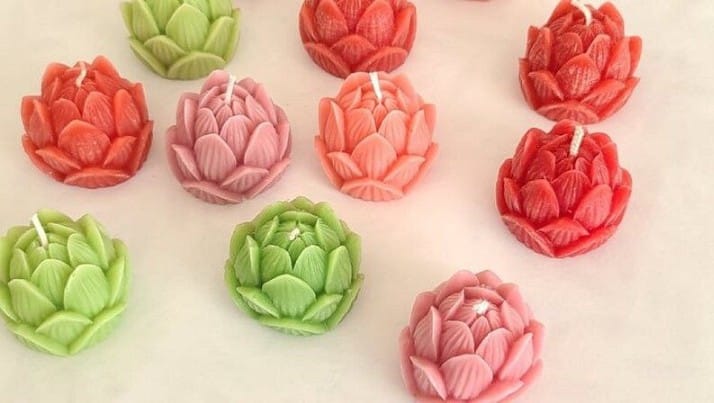 Lotus Candle